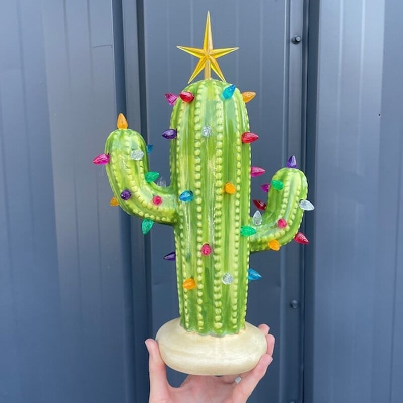 GlowCactus – Simple year-round festive glow without any watering