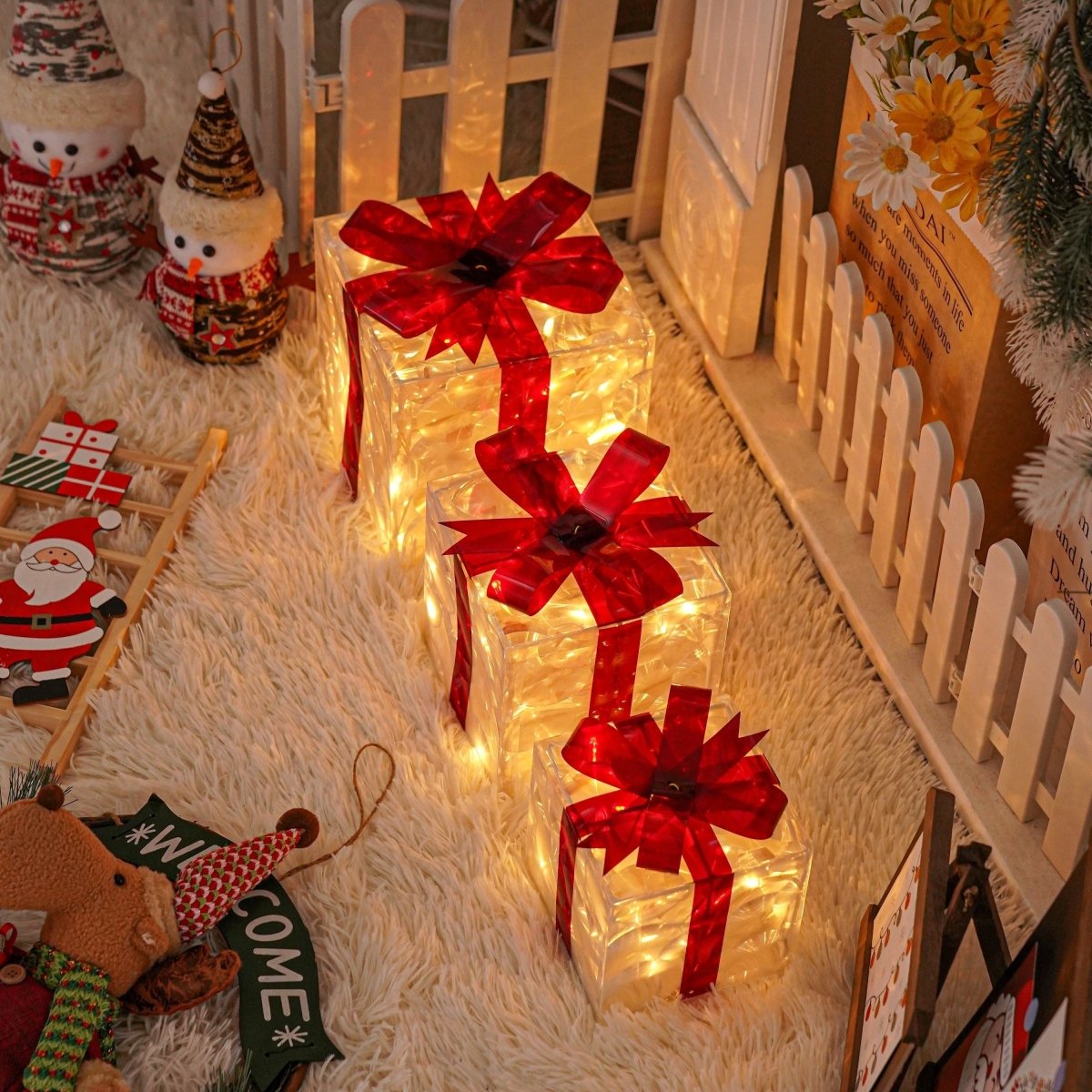 Lighted Christmas Gift Box Set of 3 with Warm White LEDs for Indoor and Outdoor Decor