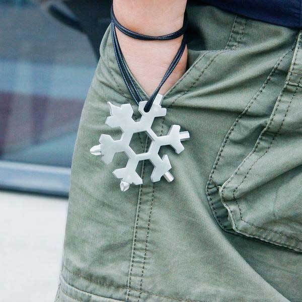 Pre-Christmas sale 18-in-1 stainless steel snowflake multi-tool