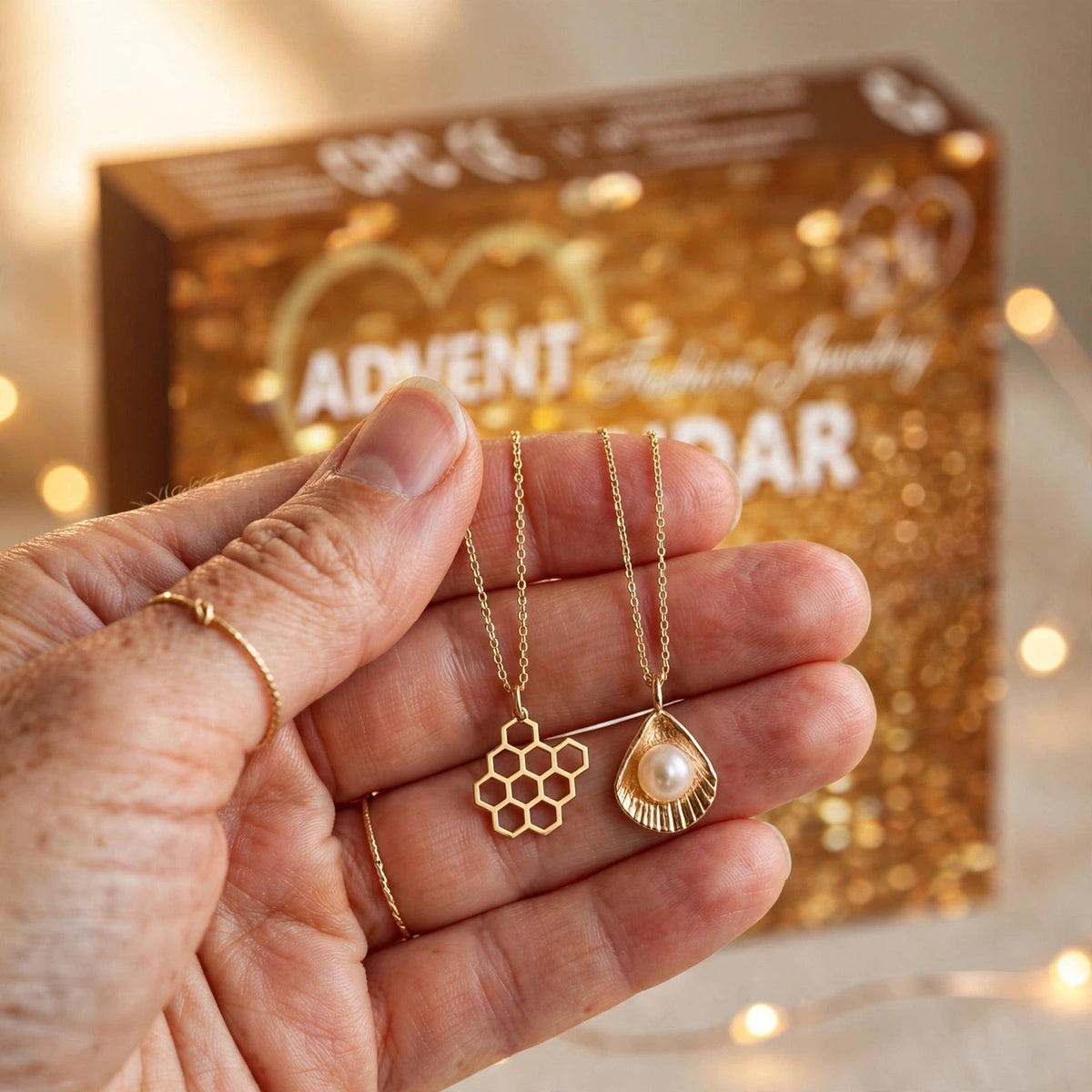 Jewelry Advent Calendar 2026 - 24 Gold-Colored Necklaces, Rings and Earrings