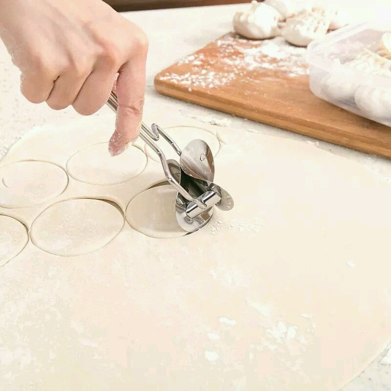 Practical Stainless Steel Ravioli Maker – Perfect Dumplings Made Easy