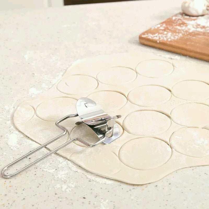 Practical Stainless Steel Ravioli Maker – Perfect Dumplings Made Easy