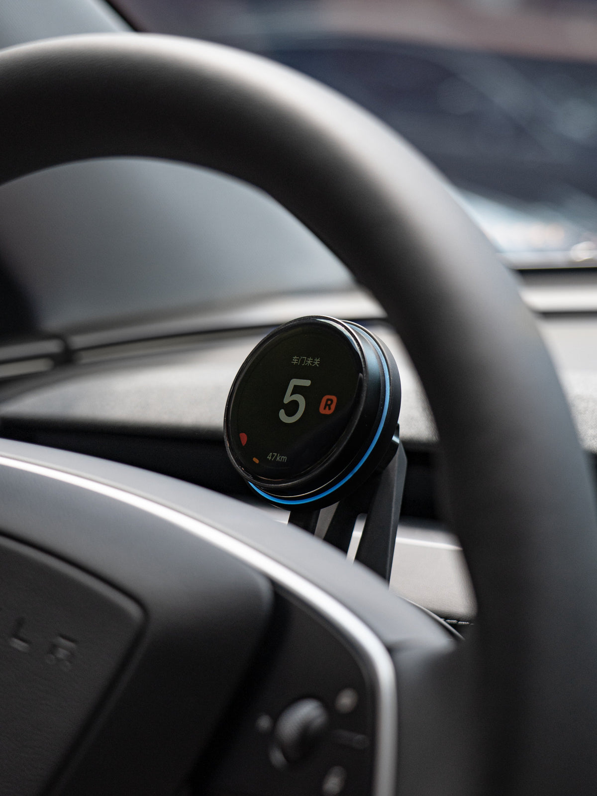 TITA - Magnetic Dashboard Display Pro for Model 3 Highland & Model Y