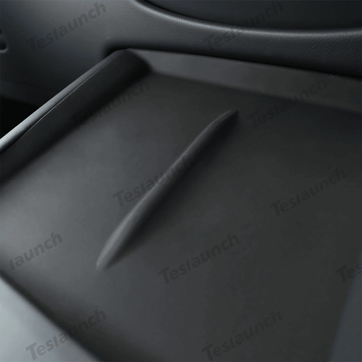 Wireless Charging Anti-Slip Protective Mat for Tesla Model Y Juniper 2025+